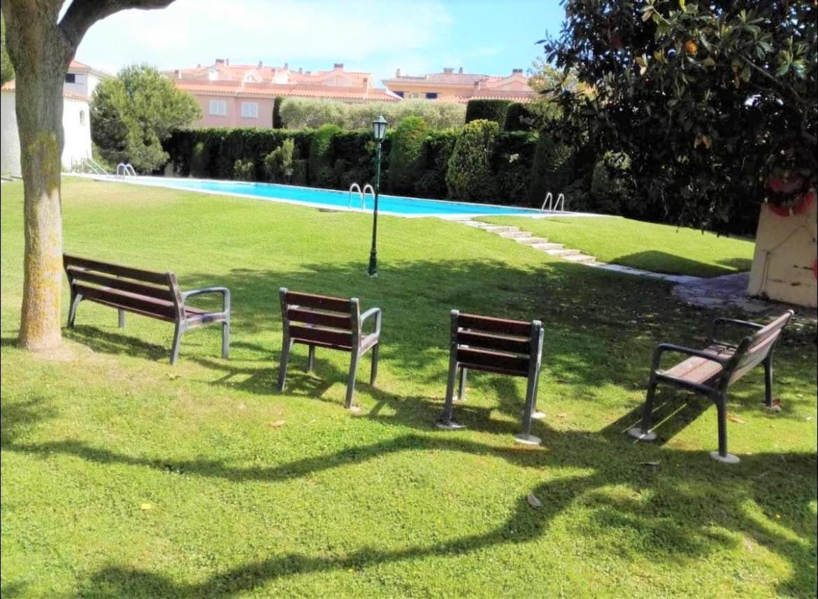 Apartamento En Platja Sant Pol S'Agaro Con Pisicina Y Jardin 桑特费柳德吉克索尔斯 外观 照片